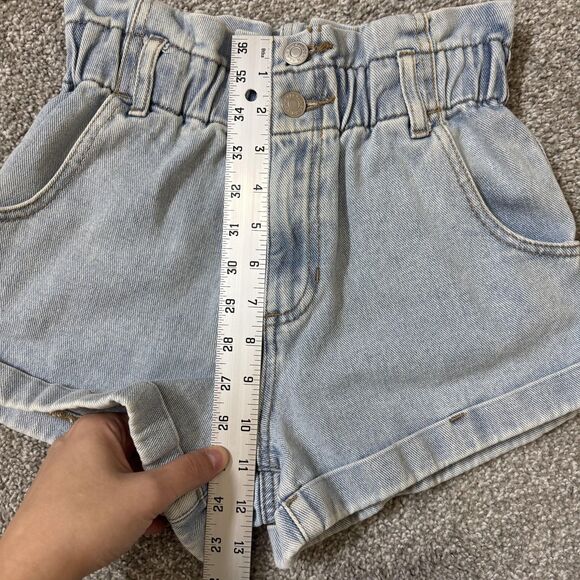 PacSun Shorts Womens 23 Light Wash Denim Mom Short High Rise Paperbag Waist - Picture 12 of 12